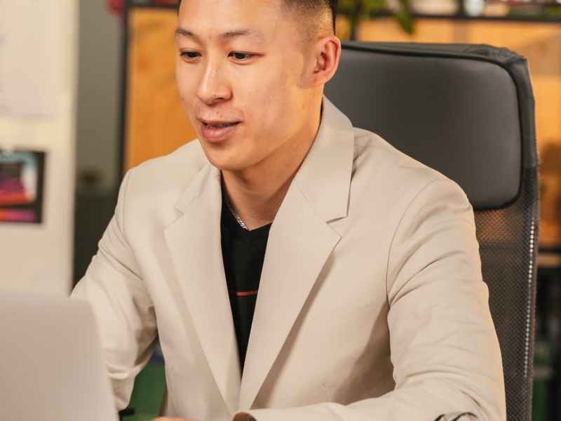 Participez aux conférences en ligne     Fleur ASEKA&nbsp;!